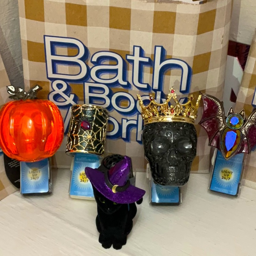 Halloween light- up wallflower Plugs - 1